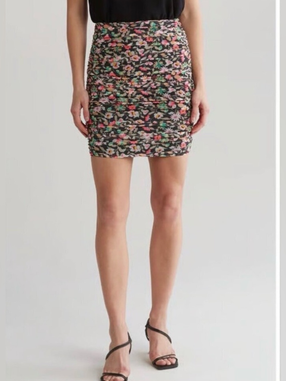 AFRM Black Floral Ruched Desani In Noir Ditsy Size XS
